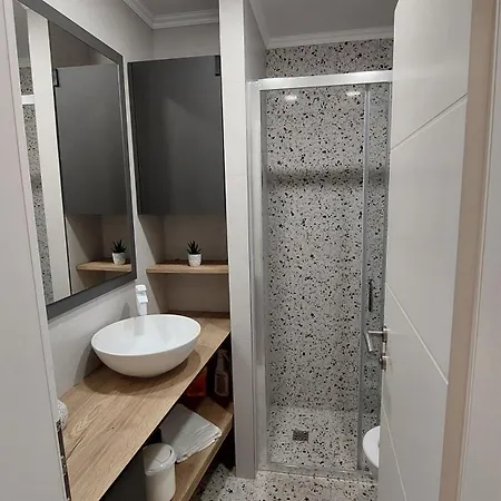 Rea Διαμέρισμα *